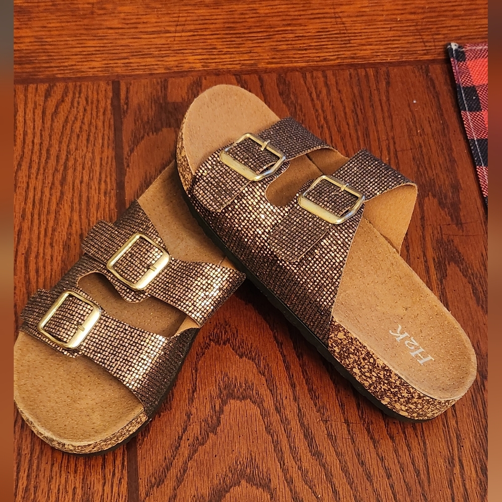 H2K Women's Sandal